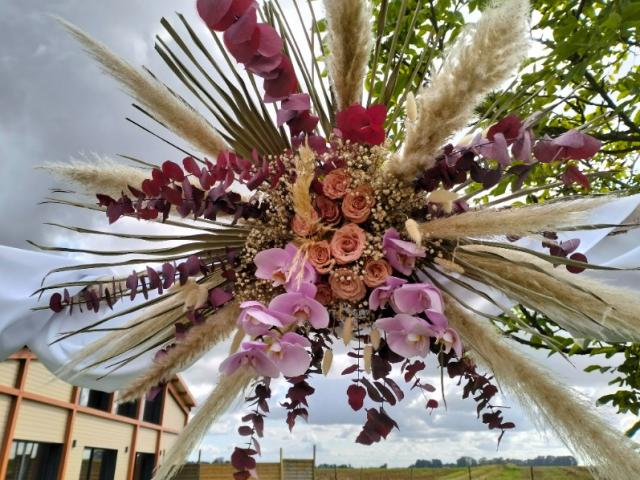 Cérémonie de mariage laïque décorée et officiée par Harmony Création en Normandie